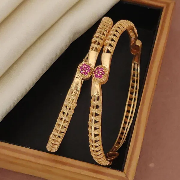 Gold_Versatile_High_Gold-Plated_Diamond-Studded_Bangles_For_women