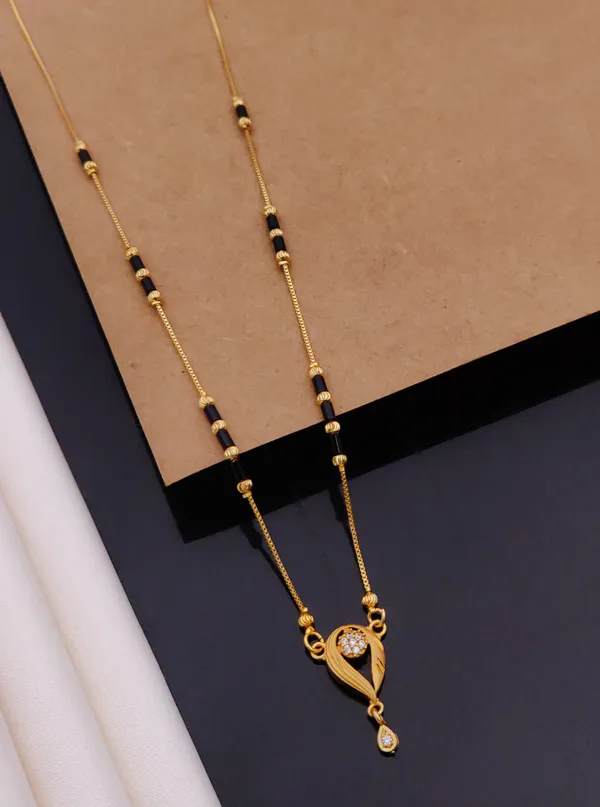 Disha_Micro_Gold_Plated_Short_Mangalsutra_Dokiya_For_women