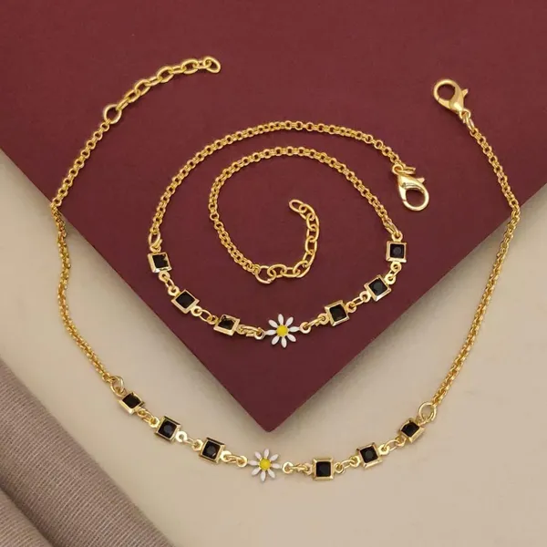 Gold_Classic_Minimal_Gold_Box_Chain_High_Gold_Plated_Anklet_For_women