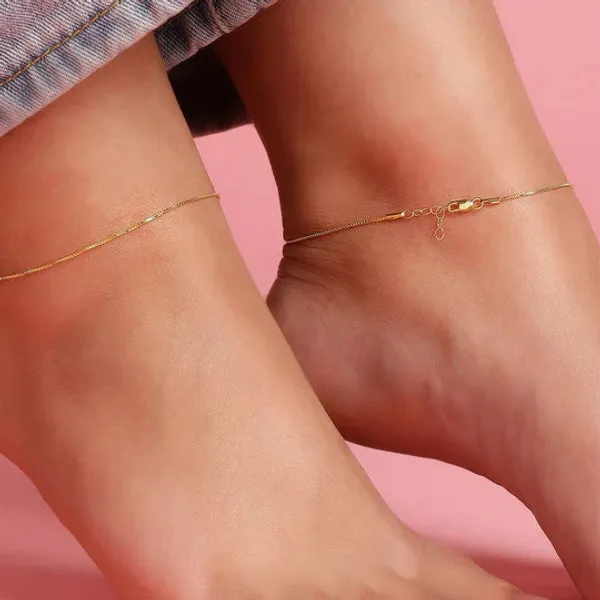 Classic_Minimal_Box_Chain_High_Gold-Plated_Anklet_For_women