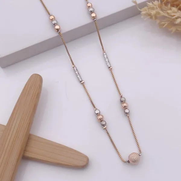 Rose_Gold_Elegant_3-Tone_Anti-Tarnish_Chains_Timeless_Style_&_Durability_For_women