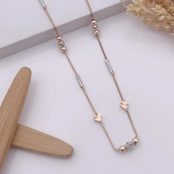 Rose_Gold_Elegant_3-Tone_Anti-Tarnish_Chains_Timeless_Style_&_Durability_For_women