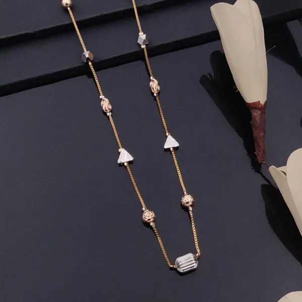 Rose_Gold_Elegant_3-Tone_Anti-Tarnish_Chains_Timeless_Style_&_Durability_For_women