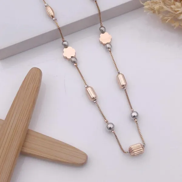 Rose_Gold_Elegant_3-Tone_Anti-Tarnish_Chains_Timeless_Style_&_Durability_For_women