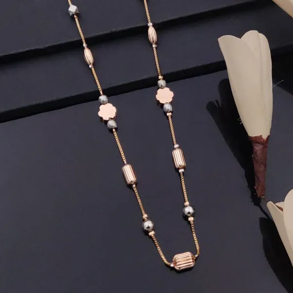 Rose_Gold_Elegant_3-Tone_Anti-Tarnish_Chains_Timeless_Style_&_Durability_For_women