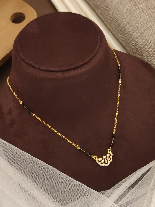 Pari_Designer_Rose_Gold_Plate_With_white_stone_Mangalsutra_For_women