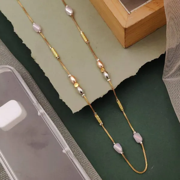 Gold_Elegant_3-Tone_Anti-Tarnish_Chains_Timeless_Style_&_Durability_For_women