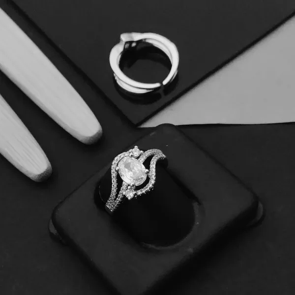 Silver_Dazzling_Adjustable_Diamond_Ring_Anti-Tarnish_&_Perfect_for_Gifting_For_women