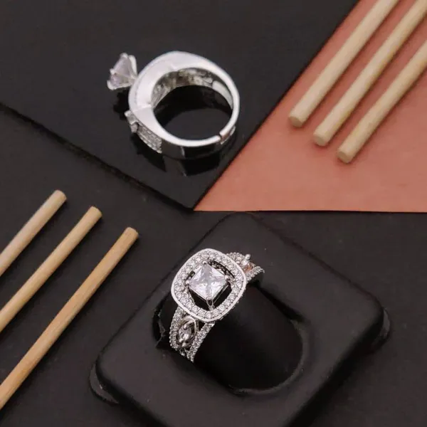 Silver_Dazzling_Adjustable_Diamond_Ring_Anti-Tarnish_&_Perfect_for_Gifting_For_women