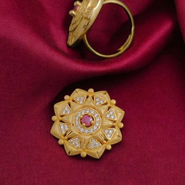 Gold_Dazzling_Adjustable_Diamond_Ring_Anti-Tarnish_&_Perfect_for_Gifting_For_women