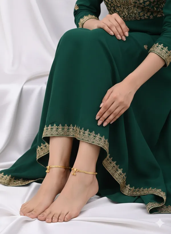 Yashvi_Snake_design_Gold_Plated_Anklets_For_women
