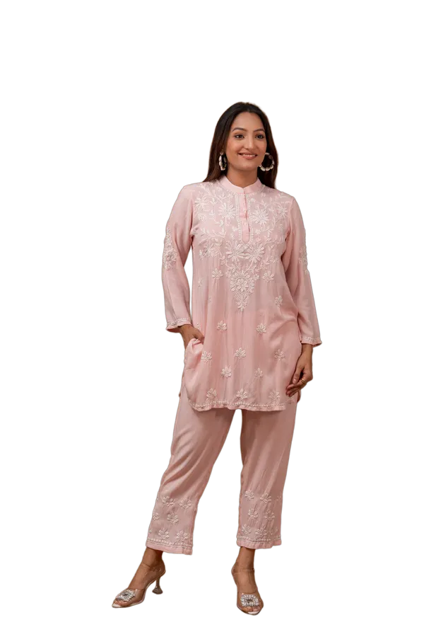 Baby_Pink_Chikankari_Kurti_for_Women