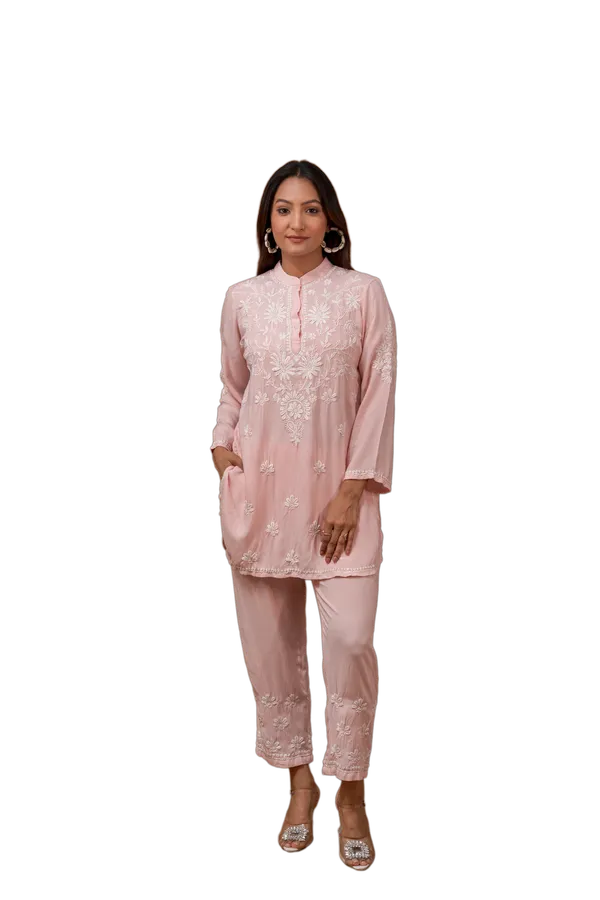 Baby_Pink_Chikankari_Kurti_for_Women