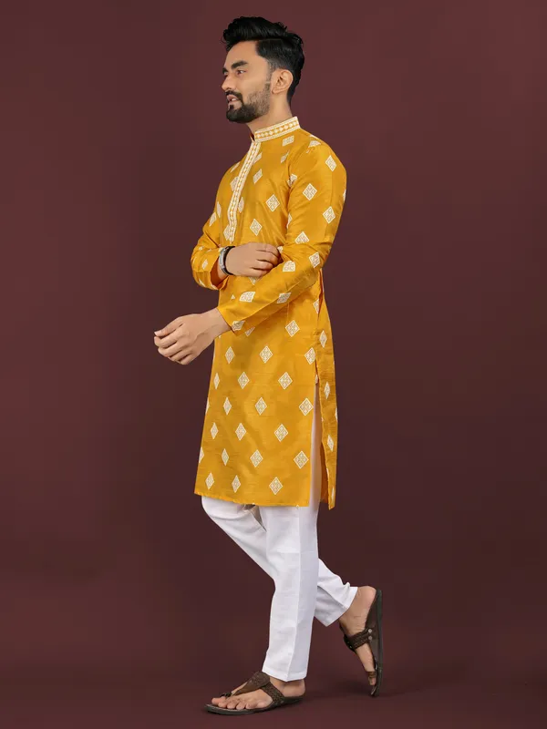 Yellow_Polyester_Printed_Kurta_For_Men