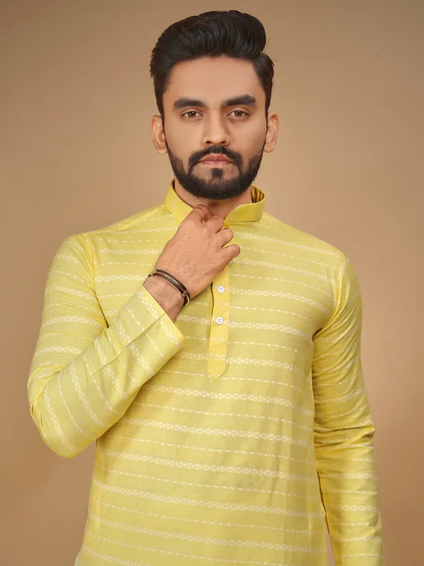 Yellow_Polyester_Printed_Kurta_For_Men