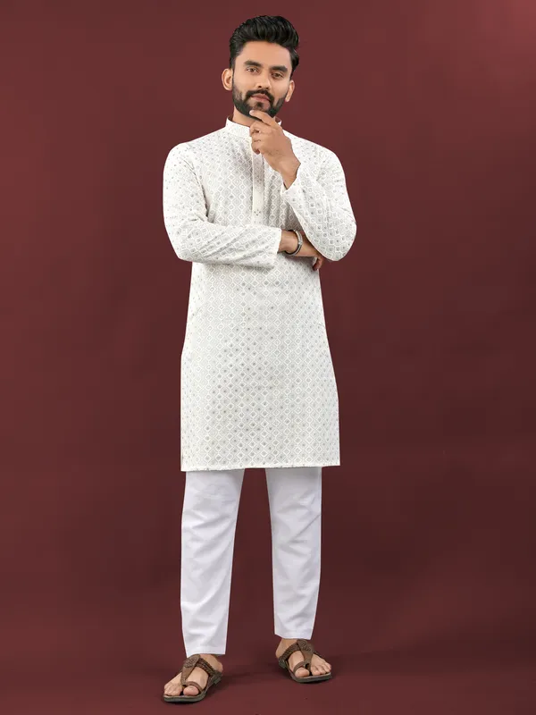 White_Polyester_Printed_Kurta_For_Men