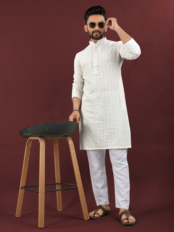 White_Polyester_Printed_Kurta_For_Men