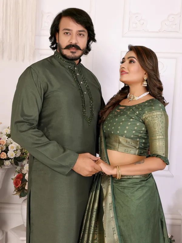Couple_Combo_Men's_Kurta_&_Women_Saree_