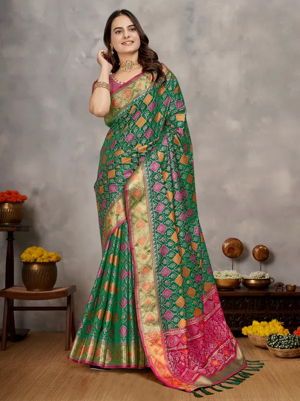 Men's_Kurta_+_Koti_&_Women_Saree