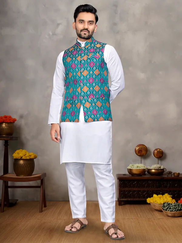 Men's_Kurta_+_Koti_&_Women_Saree