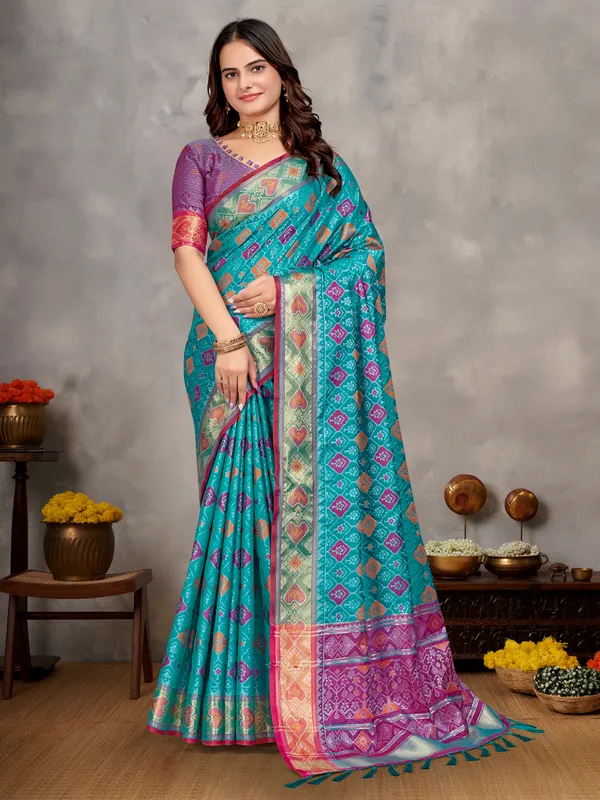 Men's_Kurta_+_Koti_&_Women_Saree