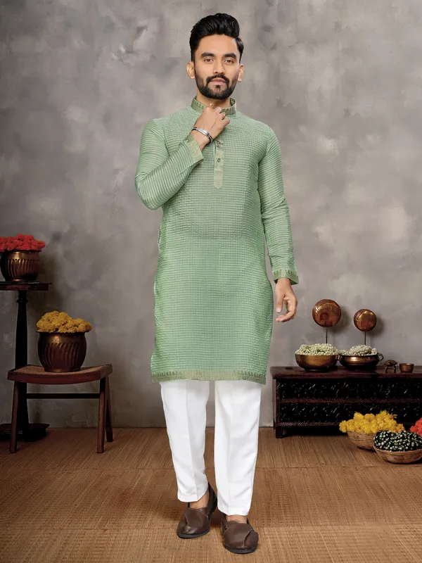 Men's_Kurta_+_Pant_&_Women_Saree