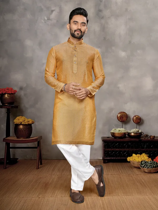 Men's_Kurta_+_Pant_&_Women_Saree