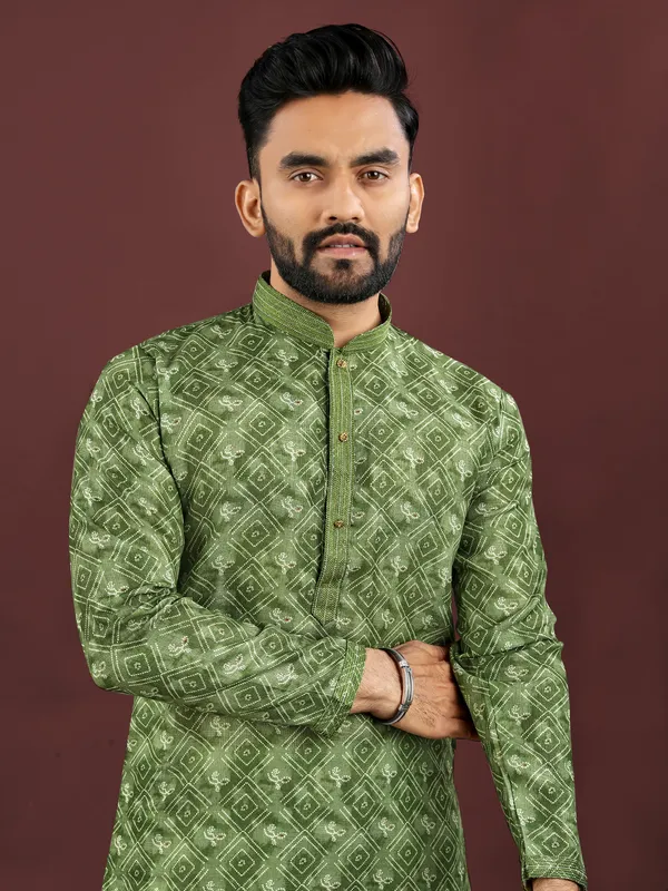 Green_Polyester_Printed_Kurta_For_Men