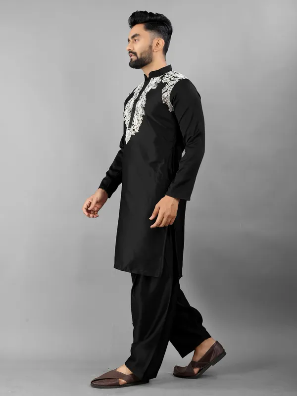 Black_Polyester_Embroidered_Hand_work_Mandarin_Collar_Thread_Work_Pathani_Kurta__Pyjama_Set_For_Men