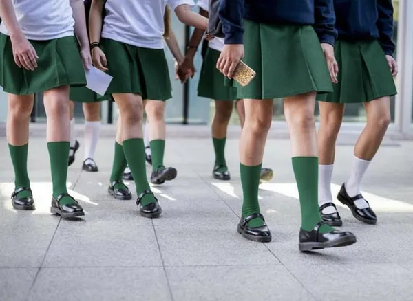Bottle_Green_Cotton_School_Uniform_Socks_For_Kids