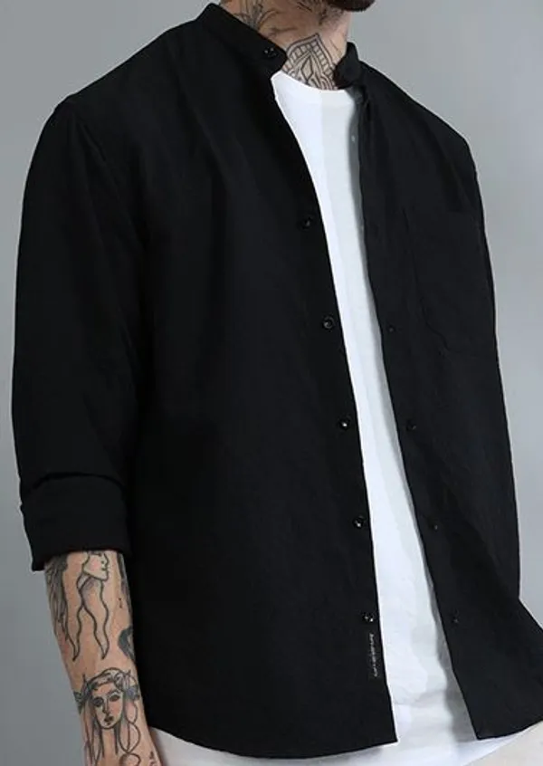 Muscovite_Black_Cotton_Solid_Shirt_For_Men