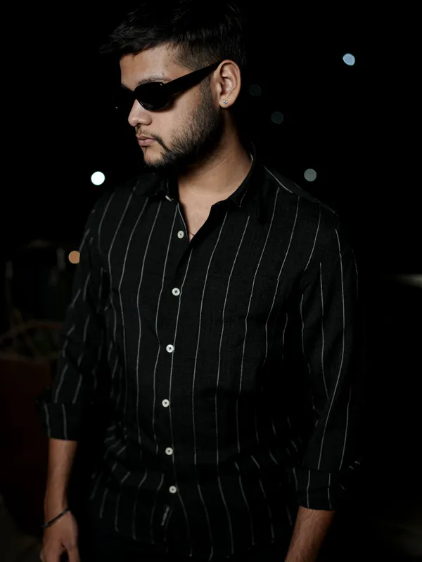 Dunkirk_Black_Cotton_Striped_Shirt_For_Men
