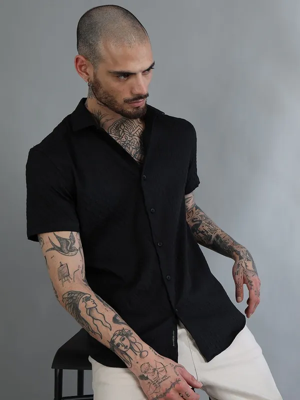 Greenland_Black_Cotton_Solid_Shirt_For_Men