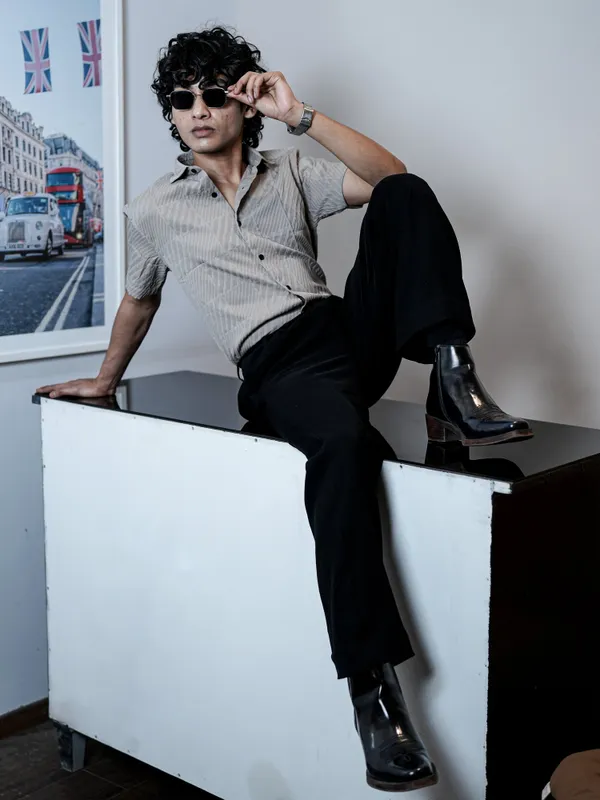 Greenland_Light_Grey_Cotton_Solid_Shirt_For_Men