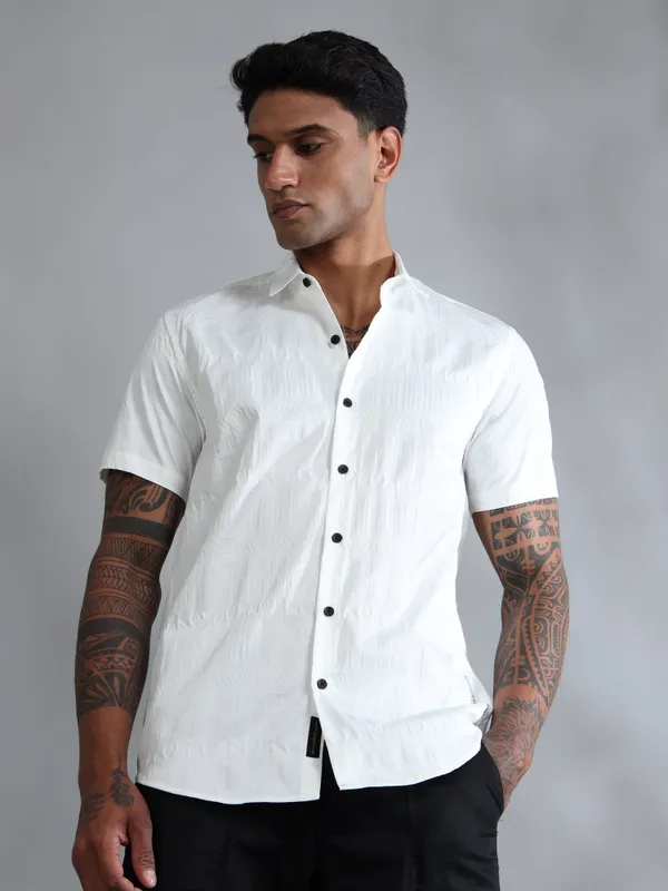 Greenland_White_Porcelain_Cotton_Solid_Shirt_For_Men