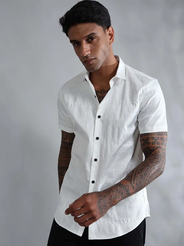 Greenland_White_Porcelain_Cotton_Solid_Shirt_For_Men