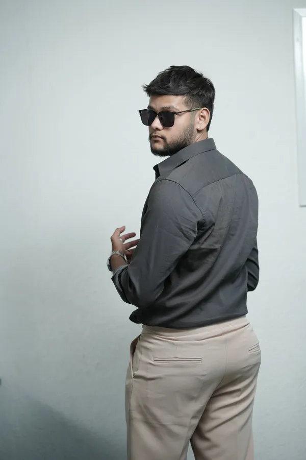 Hartford_Grey_Cotton_Solid_Shirt_For_Men