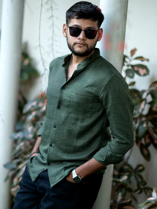 Bali_Green_Cotton_Solid_Shirt_For_Men