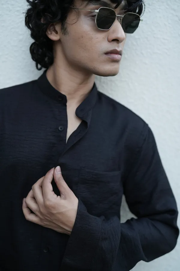 Bali_Black_Cotton_Solid_Shirt_For_Men