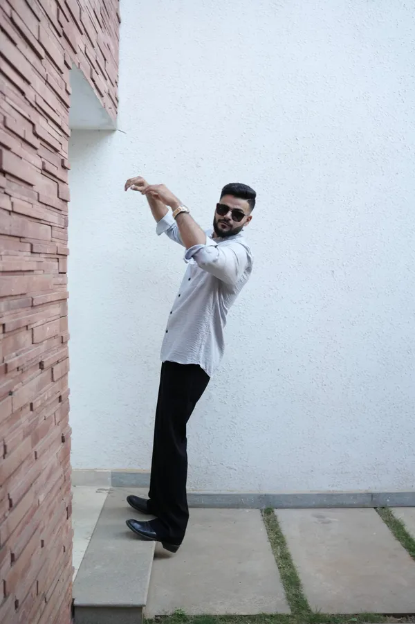 Bali_Mild_Grey_Cotton_Solid_Shirt_For_Men