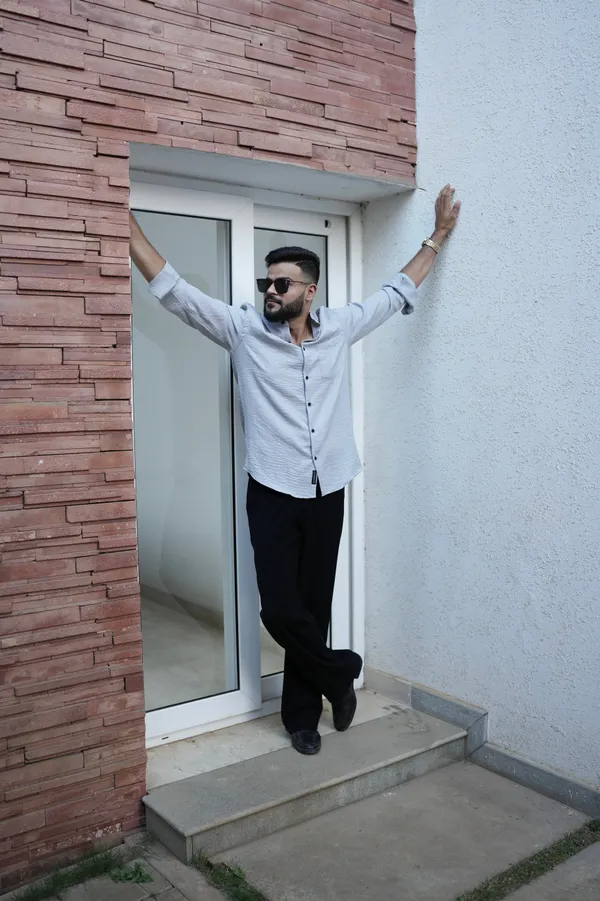 Bali_Mild_Grey_Cotton_Solid_Shirt_For_Men