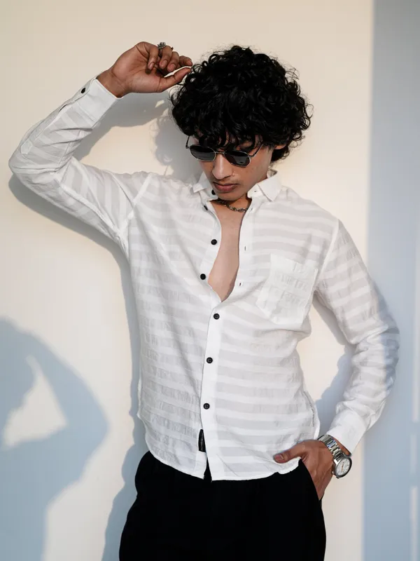 Daegu_White_Cotton_Solid_Shirt_For_Men