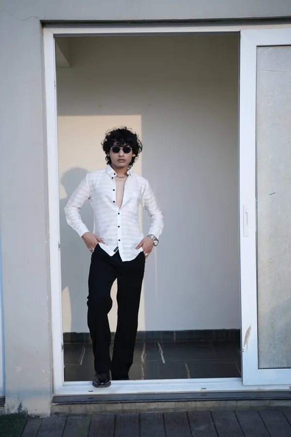 Daegu_White_Cotton_Solid_Shirt_For_Men