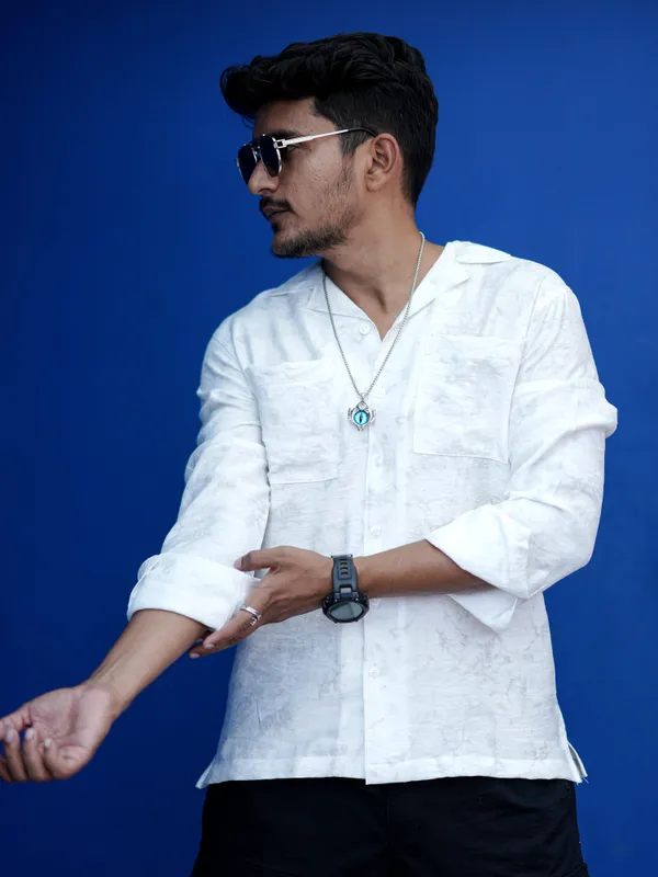 Saudi_White_Cotton_Solid_Shirt_For_Men