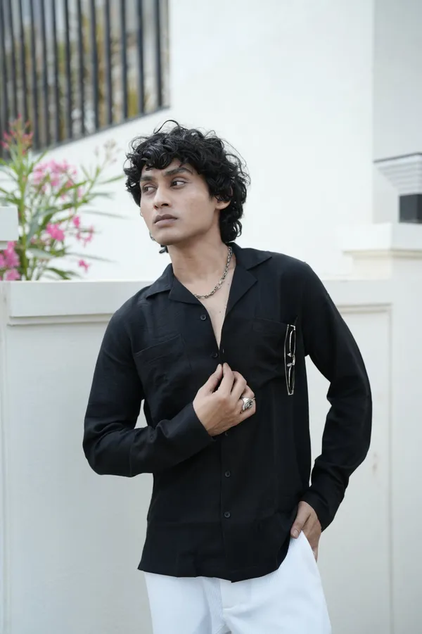 Saudi_Black_Cotton_Solid_Shirt_For_Men