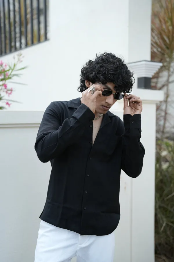 Saudi_Black_Cotton_Solid_Shirt_For_Men