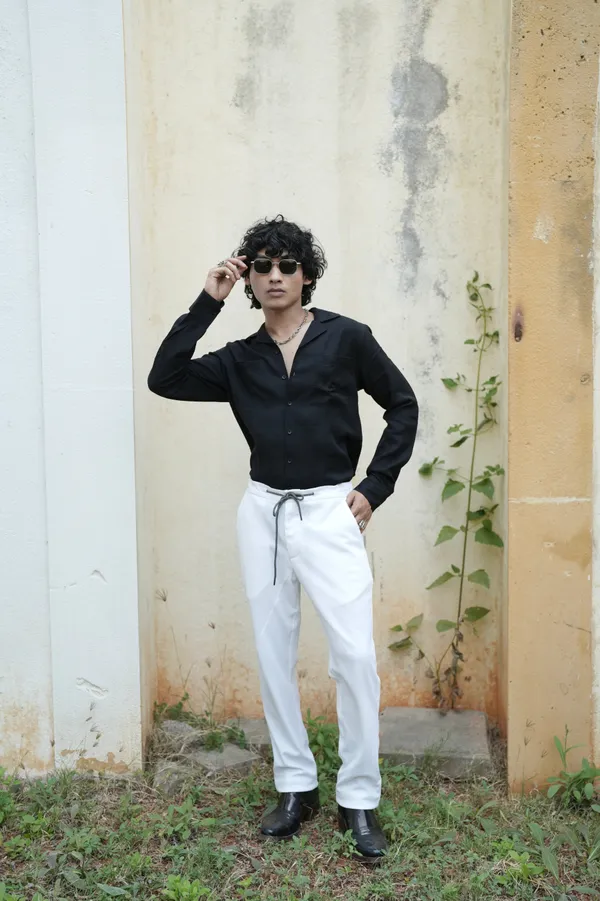 Saudi_Black_Cotton_Solid_Shirt_For_Men