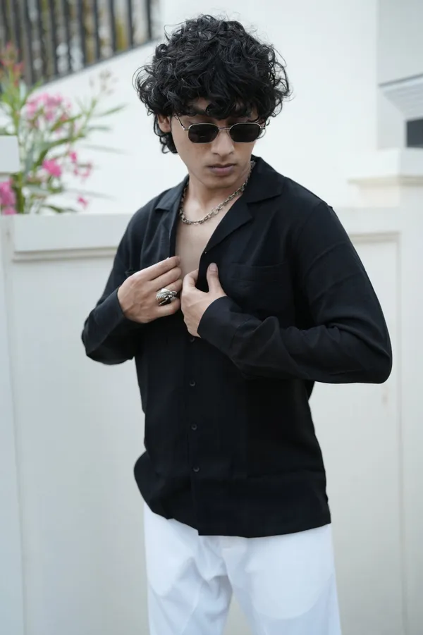 Saudi_Black_Cotton_Solid_Shirt_For_Men
