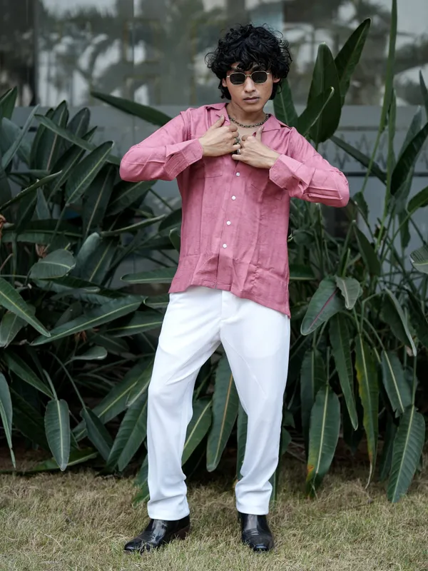 Saudi_Pink_Cotton_Solid_Shirt_For_Men