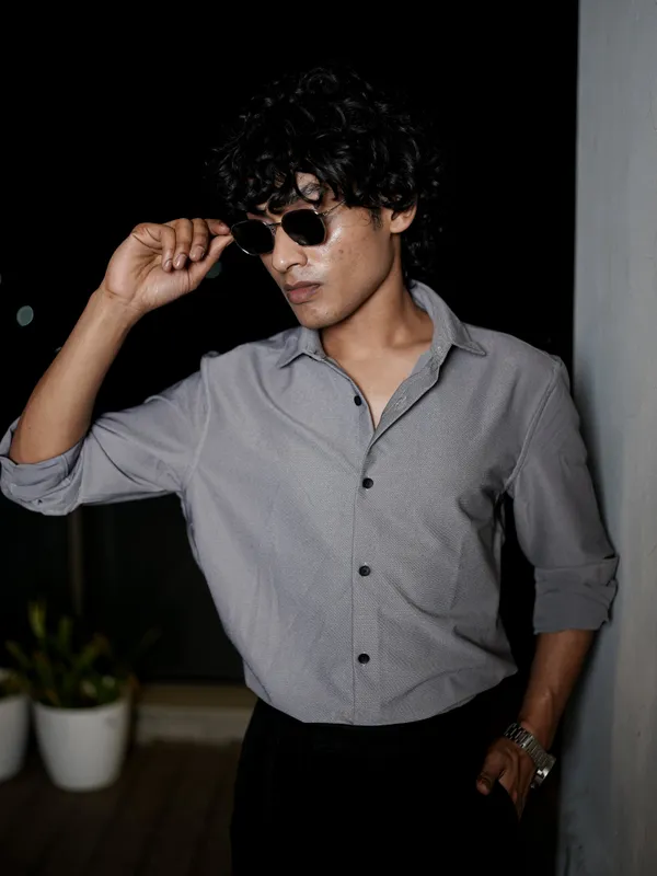 Oman_Light_Grey_Cotton_Solid_Shirt_For_Men